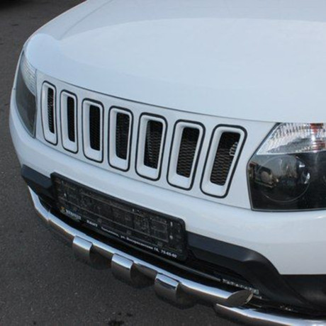 Решетка радиатора "Jeep" для Renault Duster (2010-2021) купить недорого с доставкой в Якутск